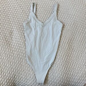 Abercrombie & Fitch Kids Bodysuit in Soft Gray